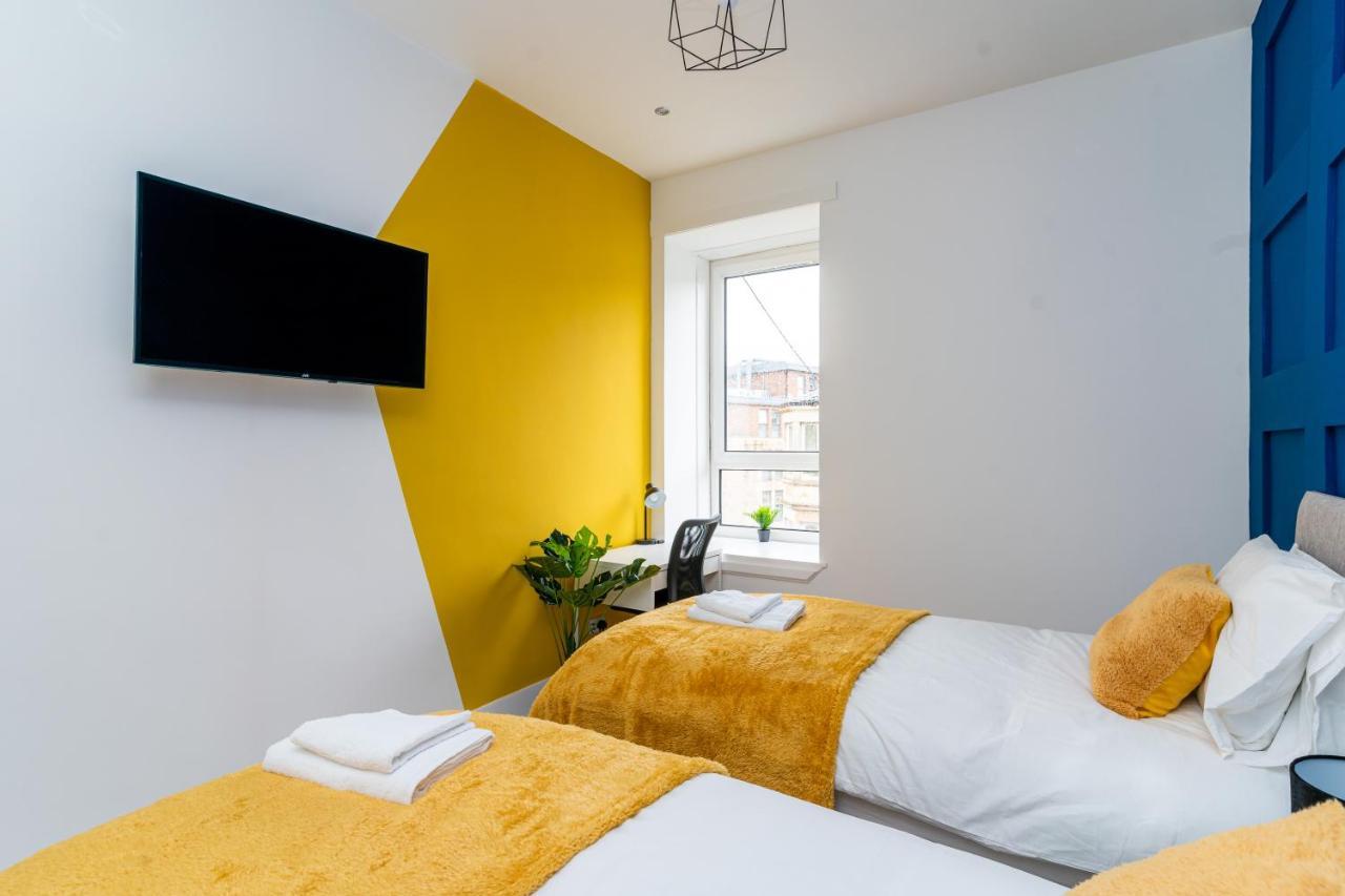 Cheerful 2 Bedroom Homely Apartment, Sleeps 6 Guest Comfy, 3X Double Bed, Parking, Free Wifi, Suitable For Business, Leisure Guest,Glasgow, Glasgow West End, Near City Centre Екстериор снимка