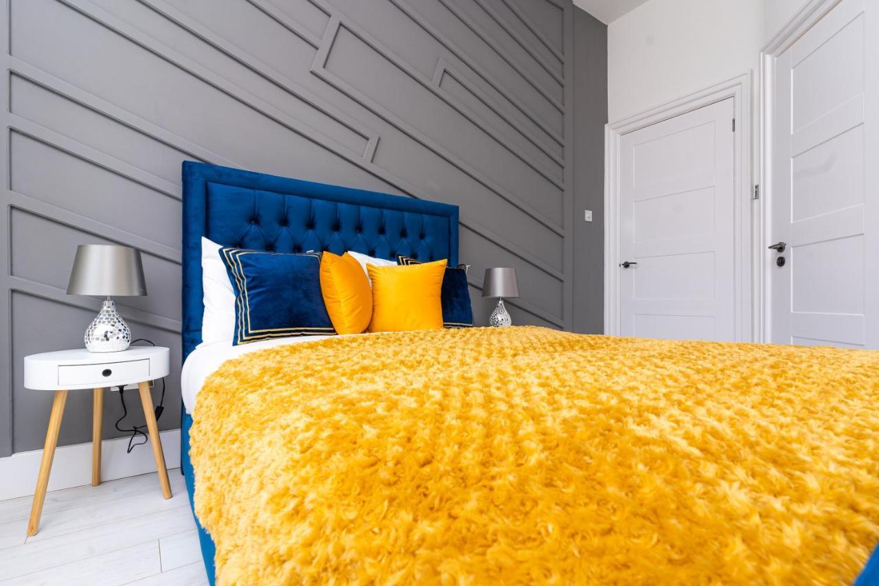 Cheerful 2 Bedroom Homely Apartment, Sleeps 6 Guest Comfy, 3X Double Bed, Parking, Free Wifi, Suitable For Business, Leisure Guest,Glasgow, Glasgow West End, Near City Centre Екстериор снимка